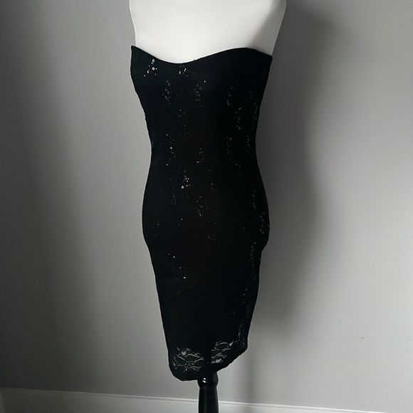 Eclipse Black Lace Sequin Dress 🖤 - Picture 2 of 7